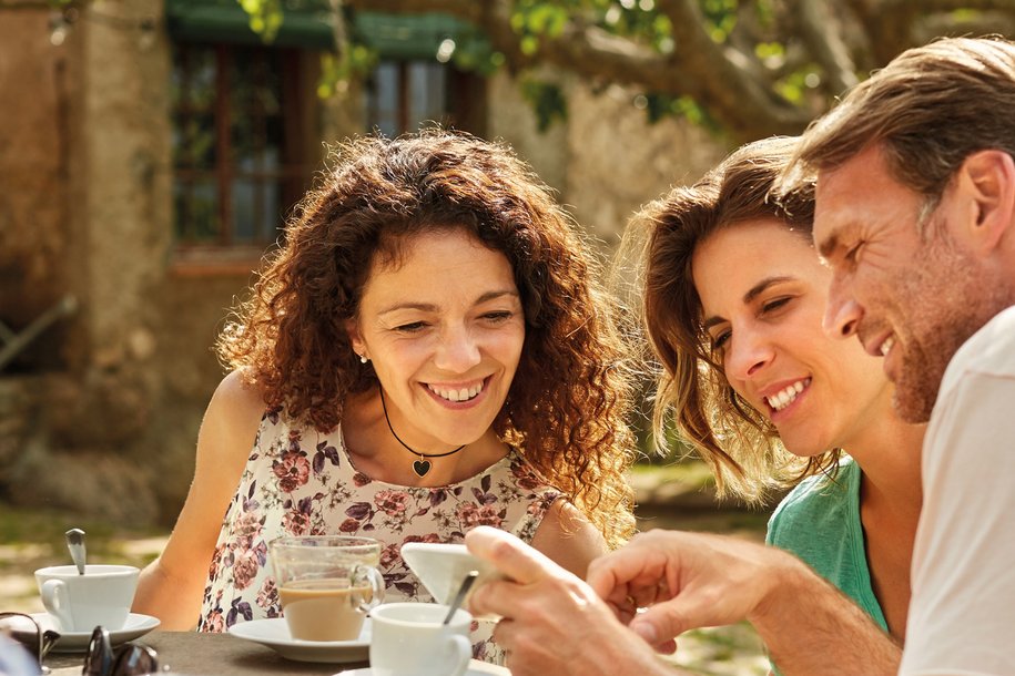 Vertrauen verbindet – Freunde werben und 30 € Prämie sichern!